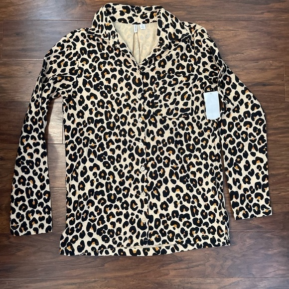 NWT Nordstrom Leopard Pajama Top Size XS - Picture 1 of 6